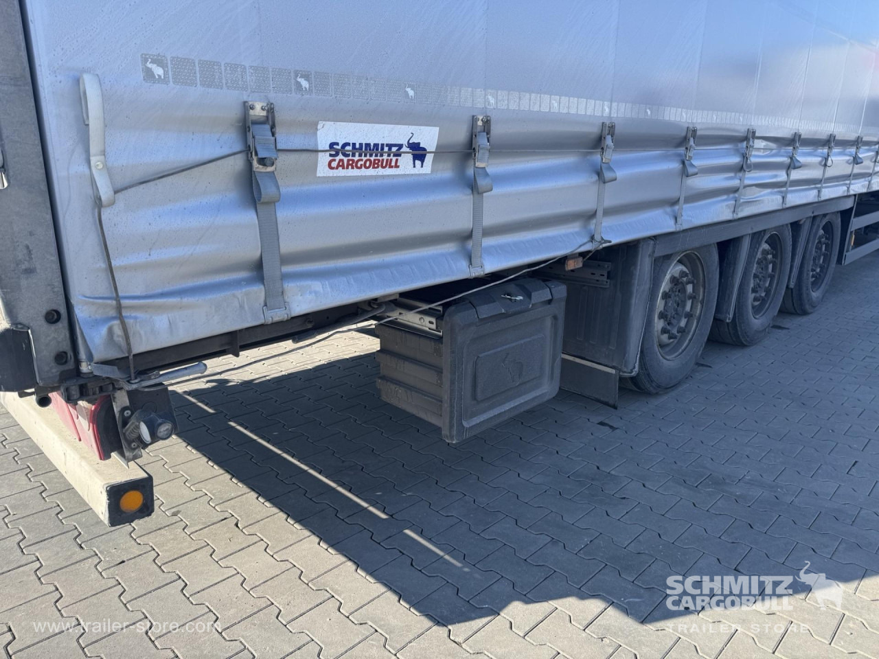 Лизинг на SCHMITZ Curtainsider Mega SCHMITZ Curtainsider Mega: слика 9