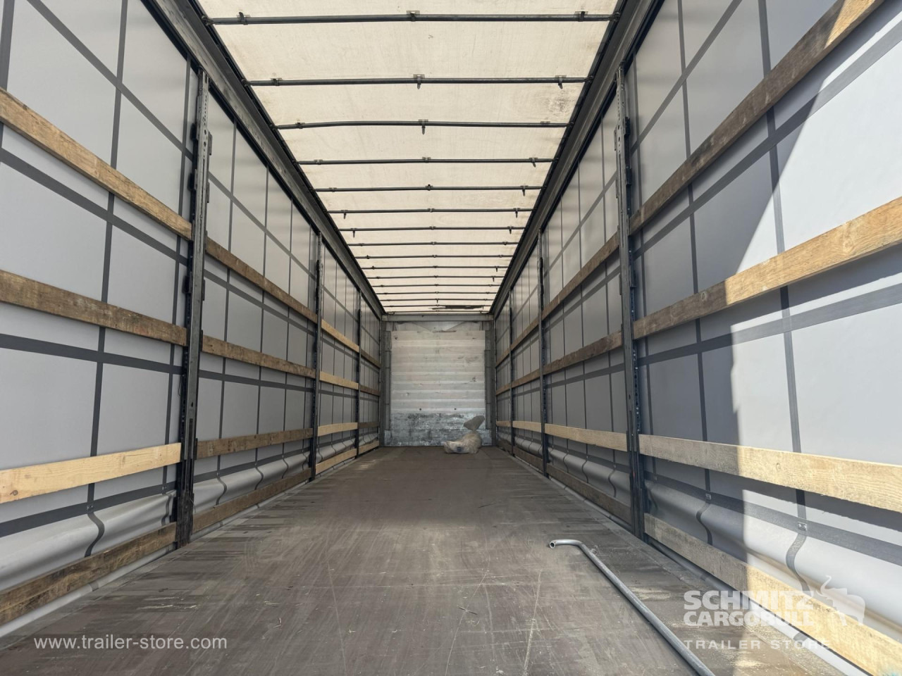 Лизинг на SCHMITZ Curtainsider Mega SCHMITZ Curtainsider Mega: слика 8