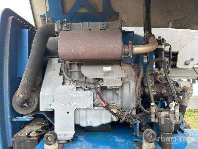 Дигачка зглобна платформа GENIE Z-45/25 4WD Diesel Nacelle Articulee: слика 12