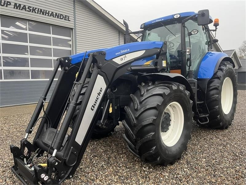 Трактор New Holland T7070 AutoCommand med Frontlift, FrontPTO & Frontl: слика 6