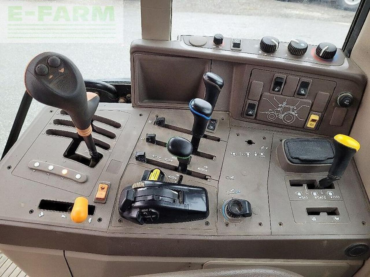 Трактор John Deere 6530 comfort: слика 10