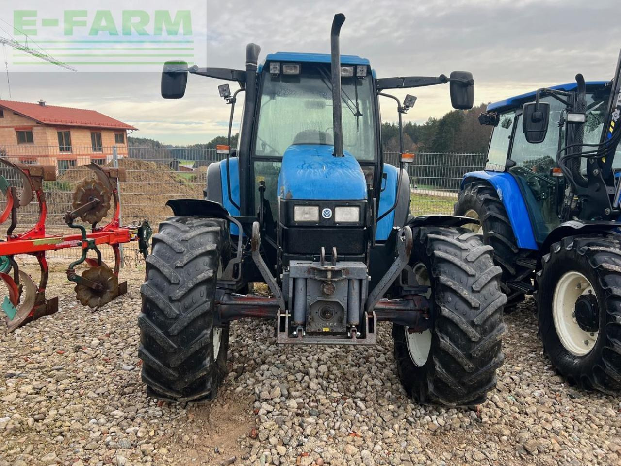 Трактор New Holland ts100: слика 7