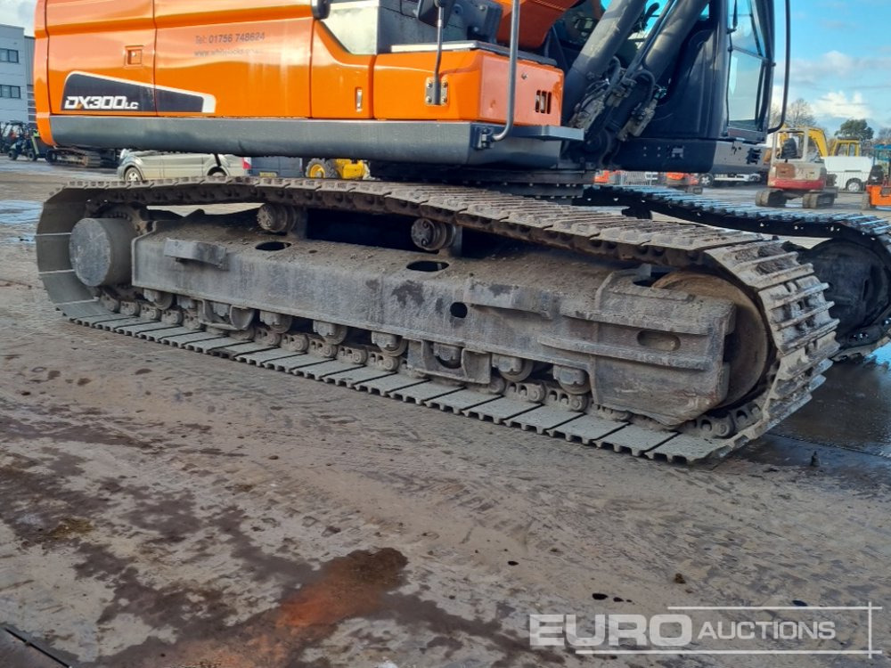 Багер гасеничар 2018 Doosan DX300LC-3: слика 15