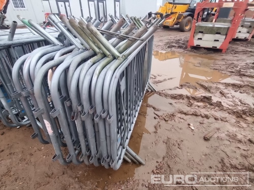 Градежна опрема Bundle of Metal Safety Barriers (2 of): слика 7