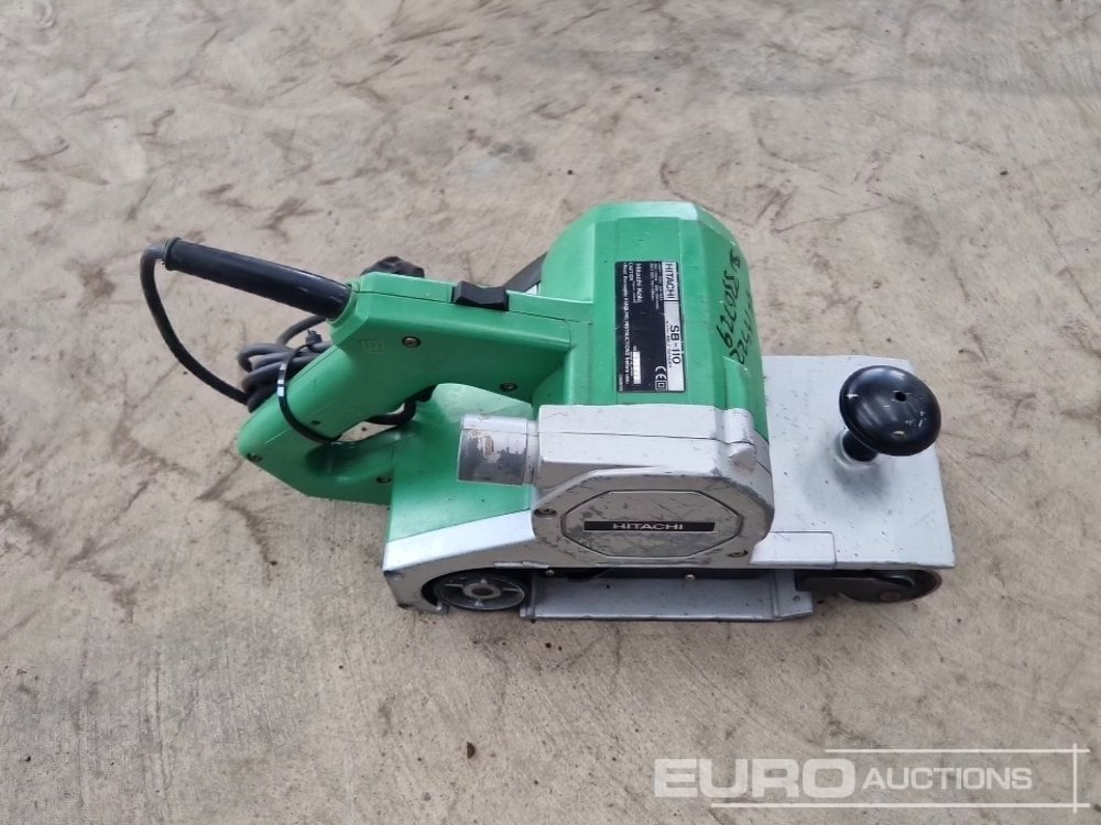 Градежна опрема Hitachi SB-10 240 Volt Belt Sander: слика 6