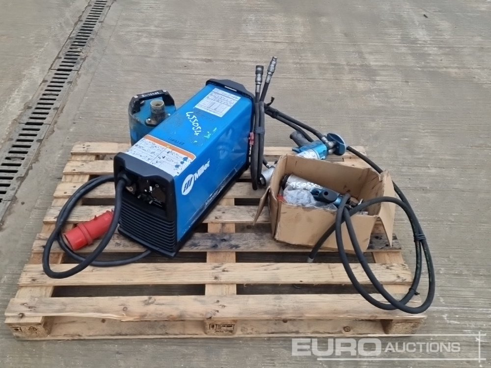 Градежна опрема Hydraulic Impact Wrench (2 of), Miller 415Volt Welder, Submersible Pump: слика 6