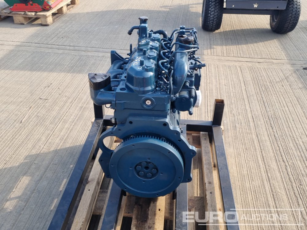 Мотор Kubota 4 Cylinder Engine: слика 6