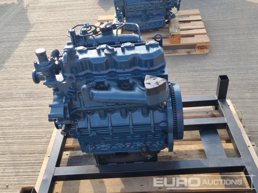 Мотор Kubota 4 Cylinder Engine: слика 8