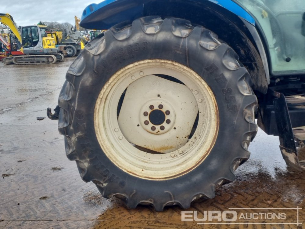 Трактор New Holland TS100A: слика 11