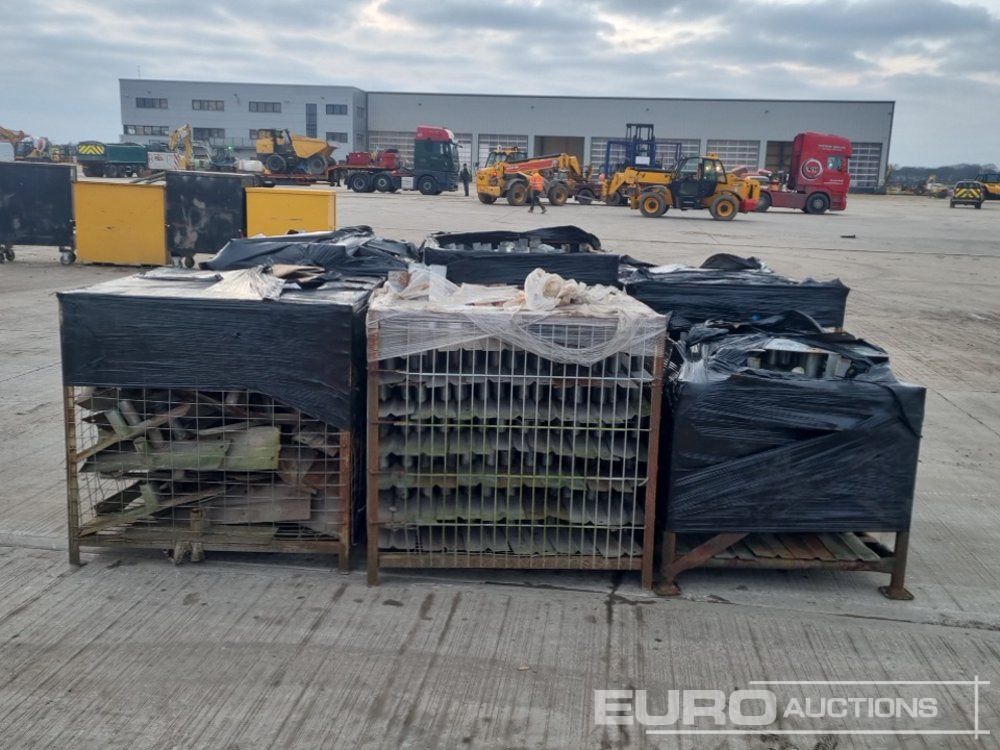 Градежна опрема Stillage of Metal Heras Fencing Feet (6 of): слика 6